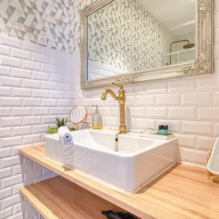 Luxury Republique Apartamento Paris