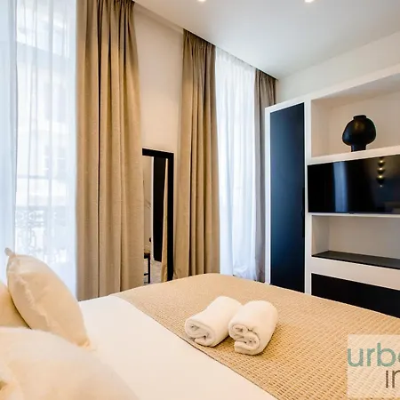 Urban Flat 197 - Saint Honore Champs Elysees Apartment Paris