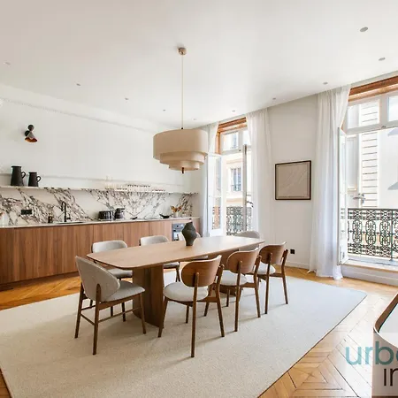 Urban Flat 197 - Saint Honore Champs Elysees Apartment Paris