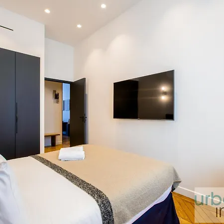 Urban Flat 197 - Saint Honore Champs Elysees Apartment *