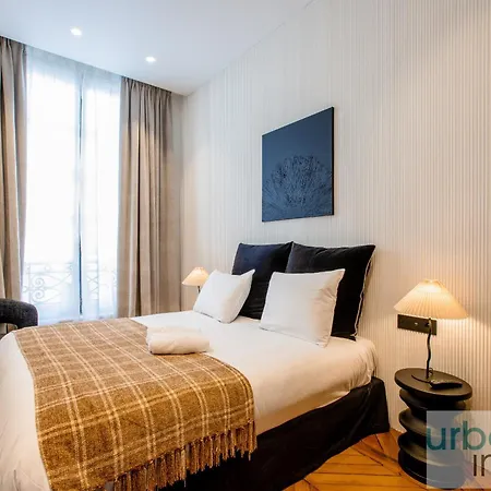 Urban Flat 197 - Saint Honore Champs Elysees Apartment
