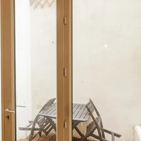 Charming With Terrace In Heart *