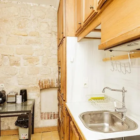 Charming With Terrace In Heart Villa