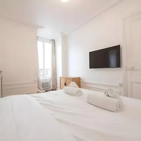 Tbs 327 - Superb With Eiffel Tower View Apartment Paris