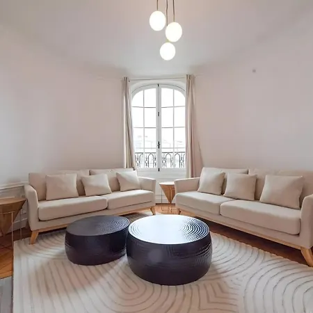 Apartment Tbs 327 - Superb With Eiffel Tower View Paris