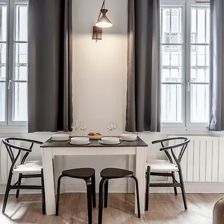 A21#republique # Marais # 1bedroom # Paris03 # Ac *