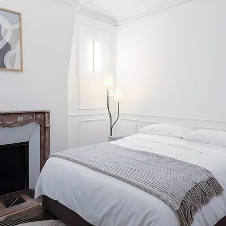 Apartment Eiffel Tower - Le Gustave *
