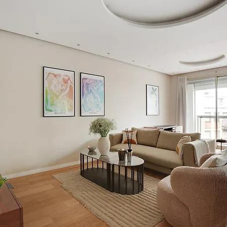 Familiale A Victor Hugo Apartment Paris