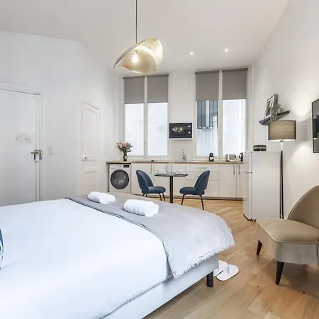 Apartment Champs Elysees - Amazing -