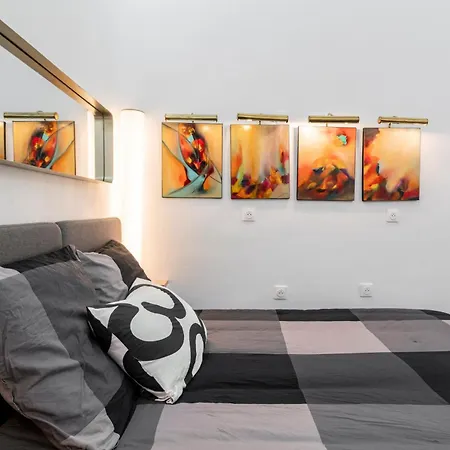 Gold Gate Apartment Paris