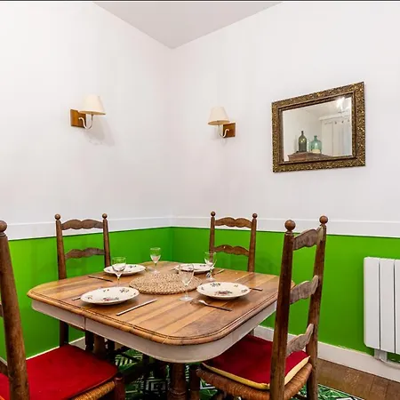 Guestready - Hidden Gem With Private Courtyard 아파트 *