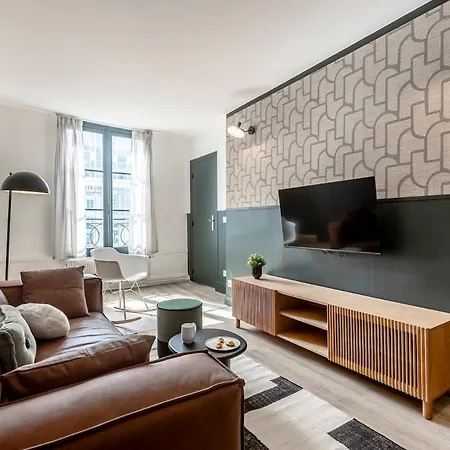 42#opera #louvre #paris02 #2bedrooms #ac *
