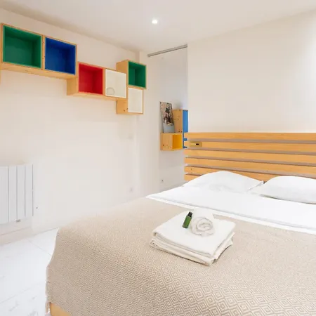 Centre 2 - 2p Apartment Paris