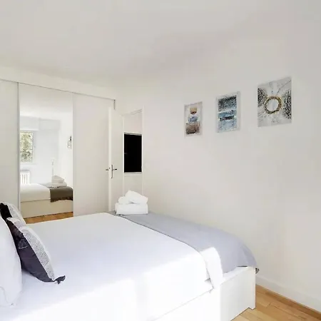 Spacieux - Arc De Triomphe Apartment *