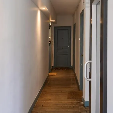Bright 1br Parisian Retreat Italy Square | By Airnest Apartman Párizs