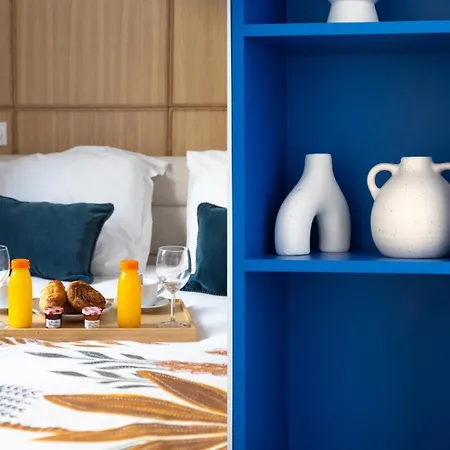 Bluestay 125 - Superb In * Paris