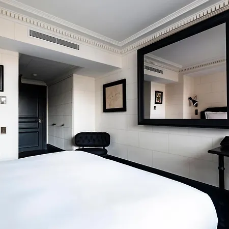 Hotel De Berri Champs-élysées, A Luxury Collection 5*