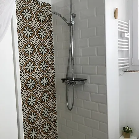 Charming 3-room Apartment, Center *