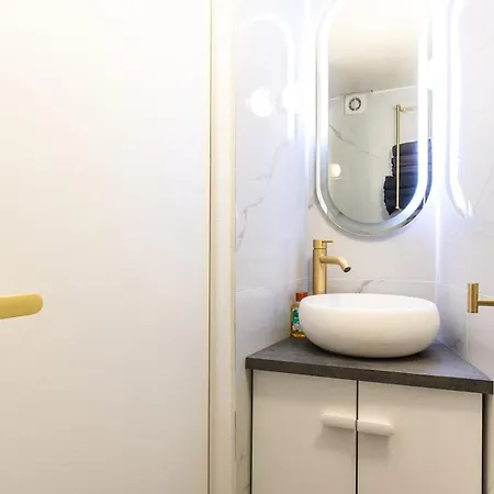 Apartment Elegant Esprit Loft Avec Ac Paris