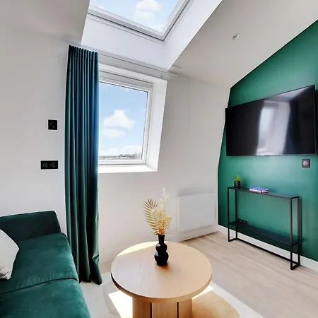 Intimate - 1br 4p - Place De La Nation Apartment
