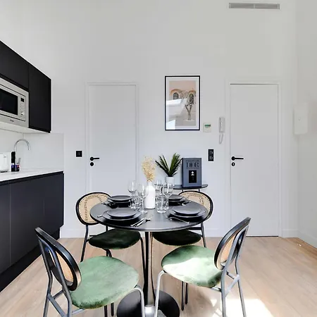 Apartment Intimate - 1br 4p - Place De La Nation