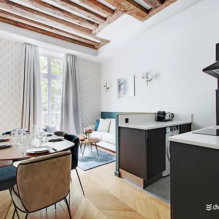 Stylish - 2br 6p - Le Marais Apartment
