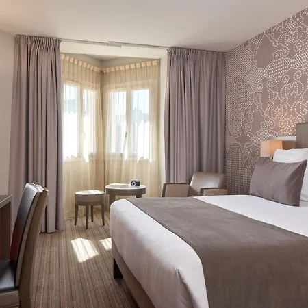 Timhotel Opéra Blanche Fontaine Paris