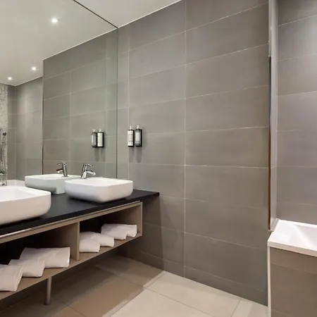 Timhotel Opéra Blanche Fontaine Paris