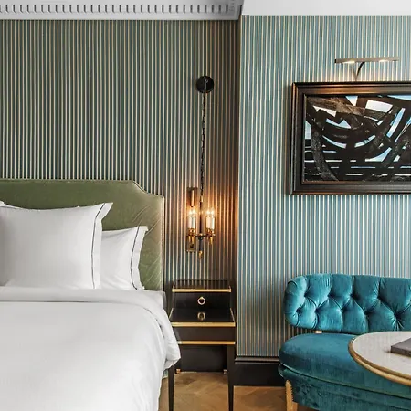 Hotel De Berri Champs-élysées, A Luxury Collection 5*