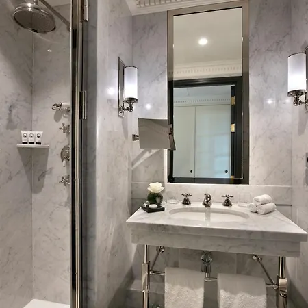 Hotel De Berri Champs-élysées, A Luxury Collection Paris