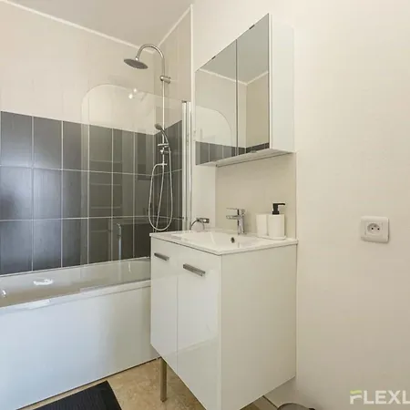 Flexliving - Whole - Mouchez Apartamento *