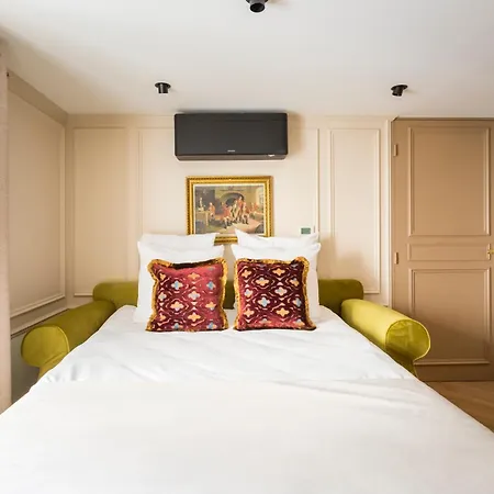 Merveil - Luxury - Marais - Turenne Apartment