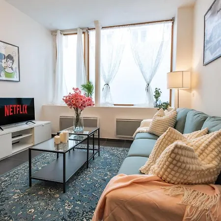Elegant Duplex Montorgueil - 6 Guests Apartment Paris