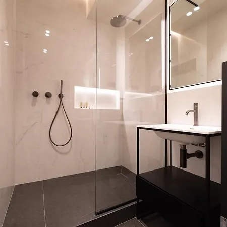 Sentez Vous Comme Chez Vous Au Coeur Du Marais Apartment