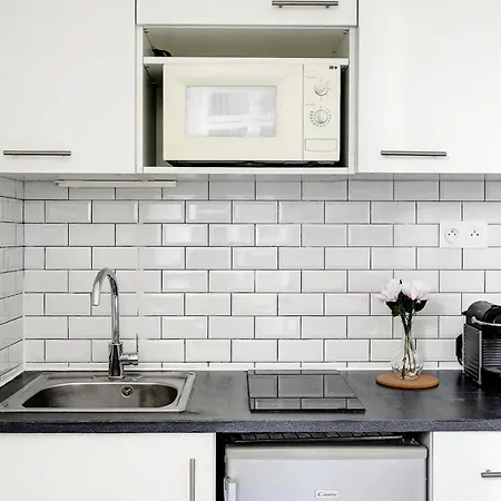 Cozy Near Eiffel Tower & Invalides & Seine * Paris