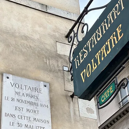 Spacious In Saint-germain-des-pres Paris