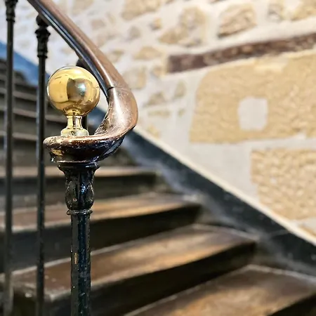 Spacious In Saint-germain-des-pres Apartment