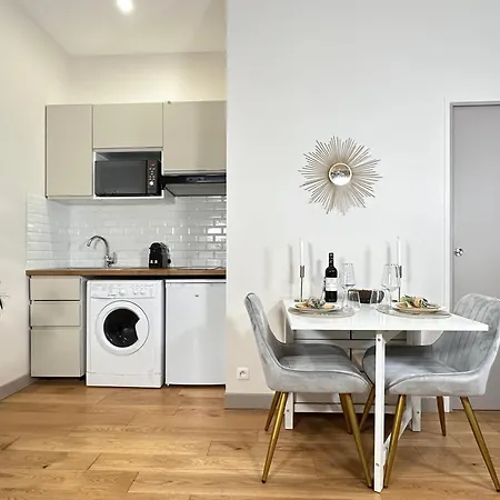Spacious In Saint-germain-des-pres Apartment *