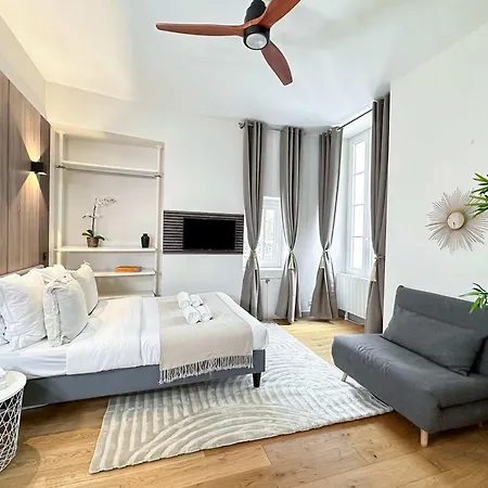 Spacious In Saint-germain-des-pres *