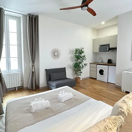 Spacious In Saint-germain-des-pres Apartment Paris