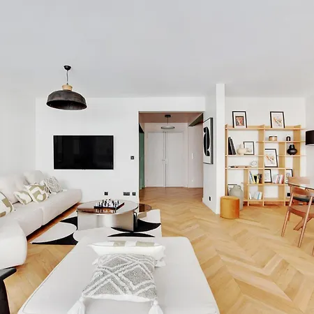Magnifique 140 M2 Avec Terrasse - Bail Mobilite Paris