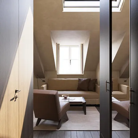 Mondovi Luxury Paris