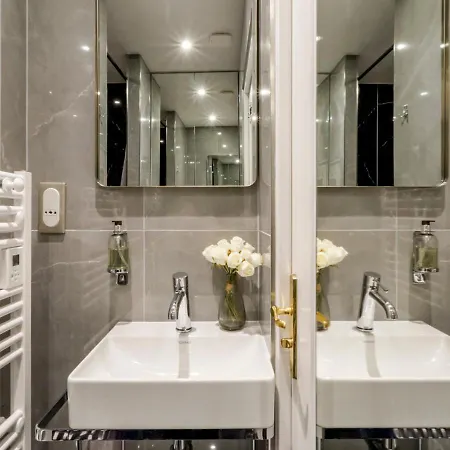 Merveil - Luxury -champselysees- Florentin I * Paris
