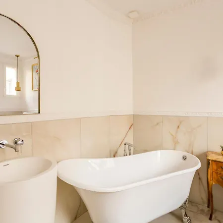 Apartment Merveil - Luxury -champselysees- Florentin I Paris