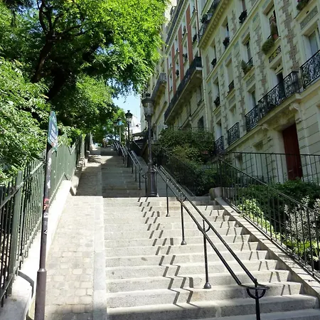 Confort A Montmartre * Paris
