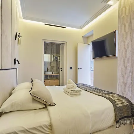 Incredible Le Marais With Terrace *