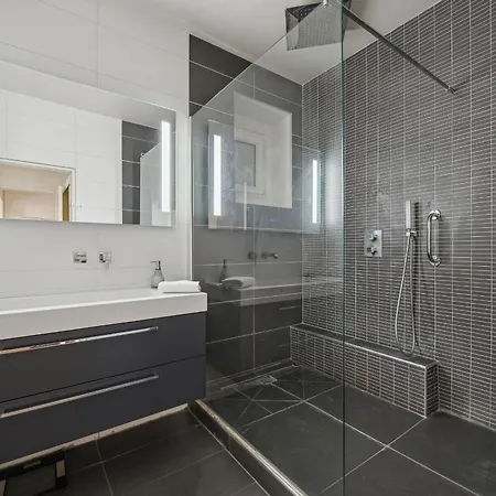 Apartment Branly - Franco Russe 1bdr B'your *