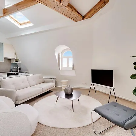 Loft D'exception Courcelles - Parc Monceau Apartment *