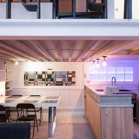 Artist's Mini Loft - Marais * Parigi