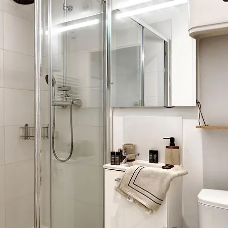 Apartamento Charme Parisien Pres Des Buttes-chaumont